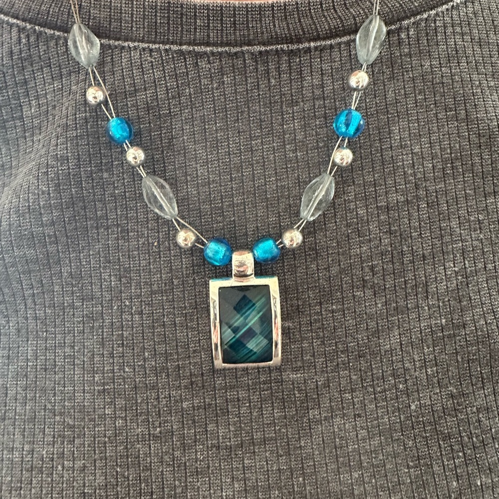 Blue and Silver Pendant Necklace - Picture 1 of 3